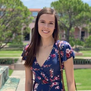 Meet your Posher, Emily